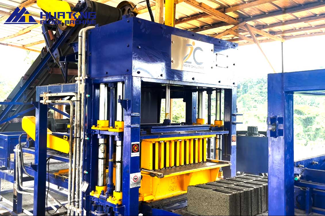 QT4-15Blockmaschine.jpg